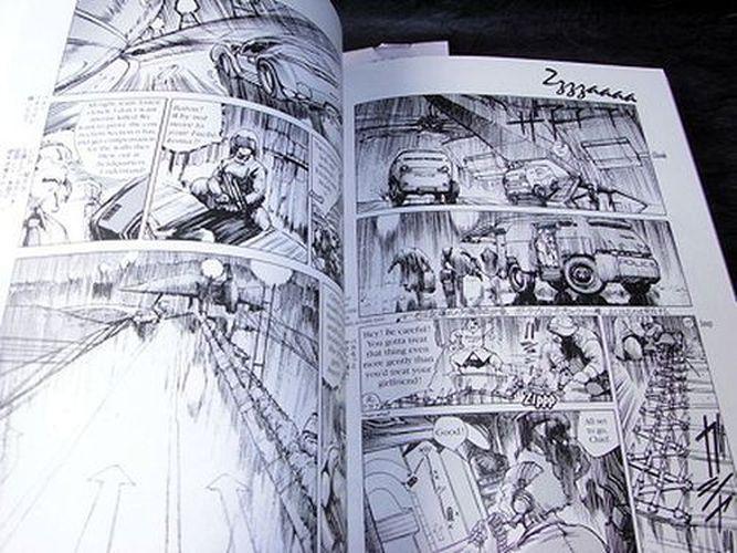 Ghost In The Shell - Bilingual Edition
