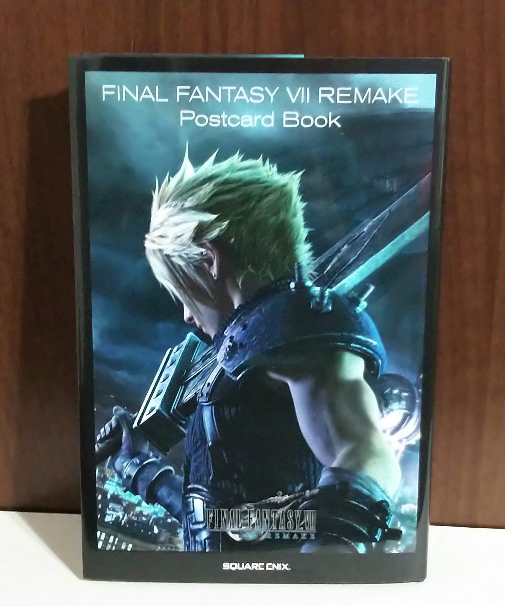 FINAL FANTASY VII REMAKE Post Card Book
