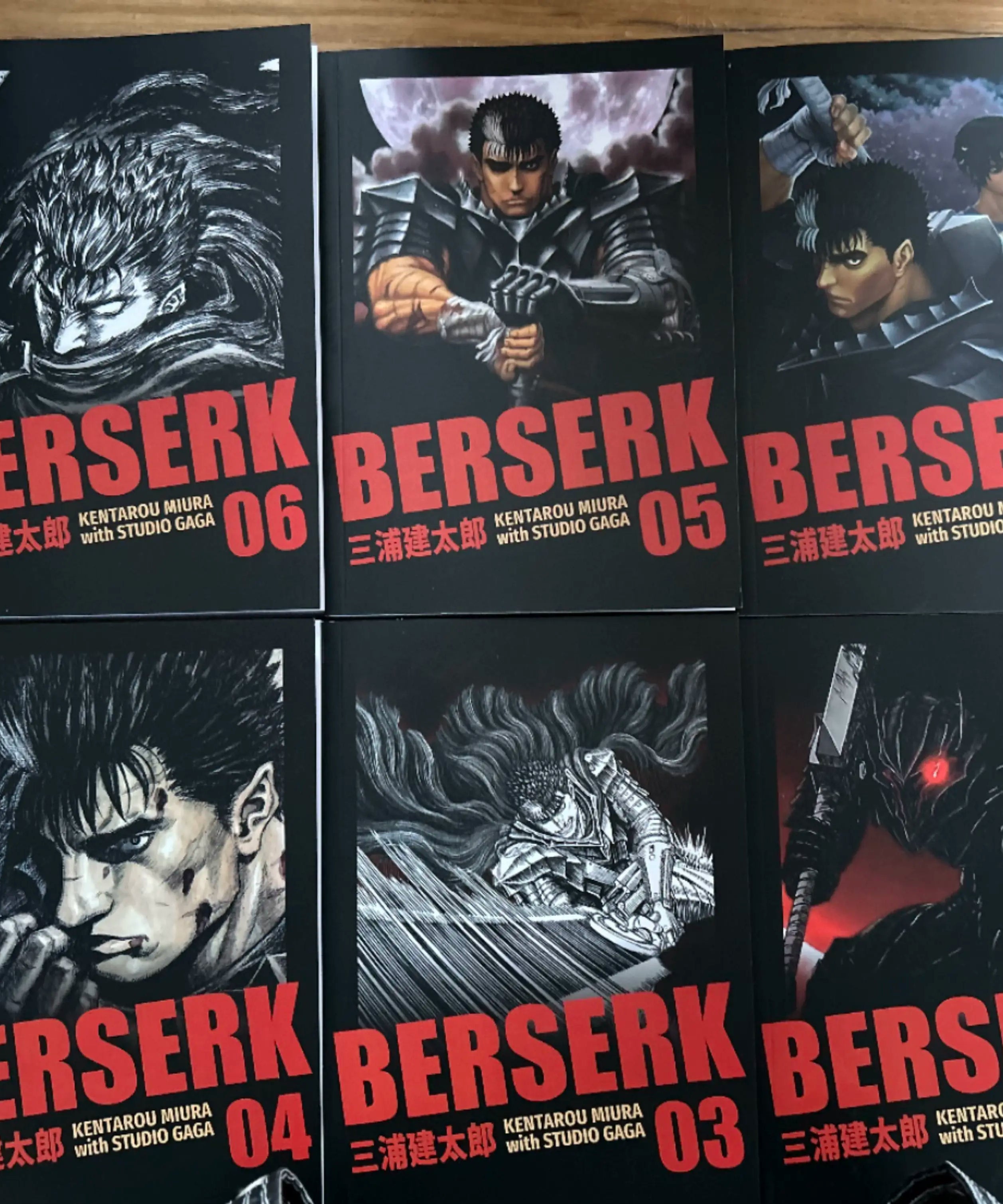 Free shipping comics Legend of Sword Wind Brand Warrior 25 openings, four spells, one Chinese All six books are completed, including volumes 1-43 full contents Kentaro Miura